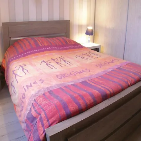 Three-bedroom Holiday In *