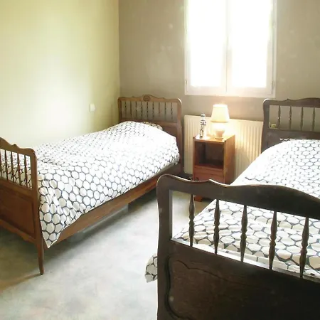 Three-bedroom Holiday In Casa vacanze *